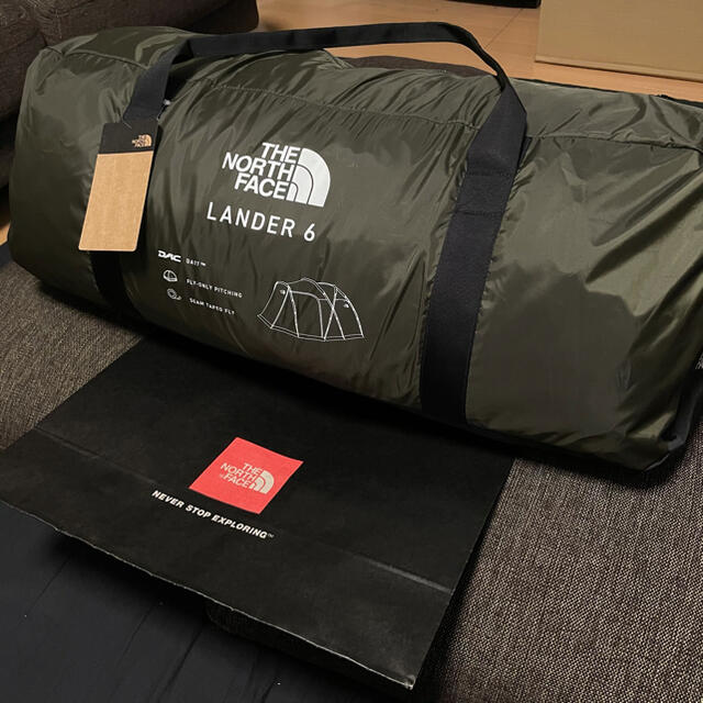 THE NORTH FACE(ザノースフェイス)のノースフェイス ランダー6【NV22100】テント Lander6 新品・未開封 スポーツ/アウトドアのアウトドア(テント/タープ)の商品写真