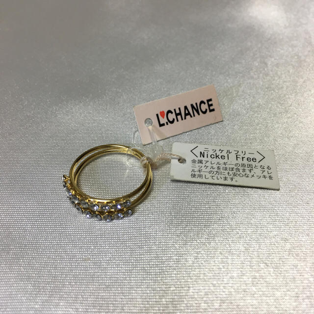 L.CHANCE(エルチャンス)の激安！L.CHANCE★新品未使用タグ付ラインストーンニッケルフリーリング10号 レディースのアクセサリー(リング(指輪))の商品写真