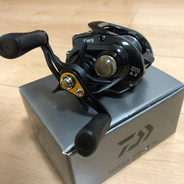 Daiwa タトゥーラ103HL-TW リール　釣り