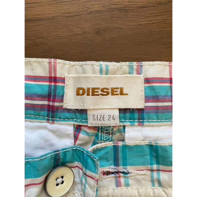 DIESEL(ディーゼル)のショートパンツ diesel ディーゼル レディースのパンツ(ショートパンツ)の商品写真