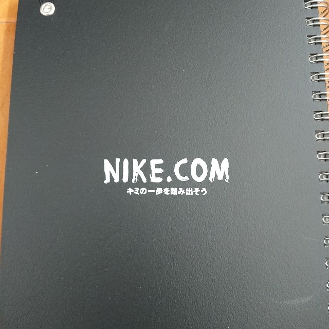 NIKE(ナイキ)のナイキ ノート 新品　非売品 インテリア/住まい/日用品の文房具(ノート/メモ帳/ふせん)の商品写真