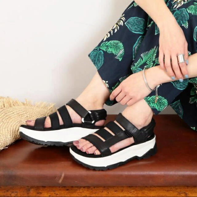 BEAUTY&YOUTH UNITED ARROWS(ビューティアンドユースユナイテッドアローズ)のTEVA ZAMORA テバ  ザモラ   レディースの靴/シューズ(サンダル)の商品写真