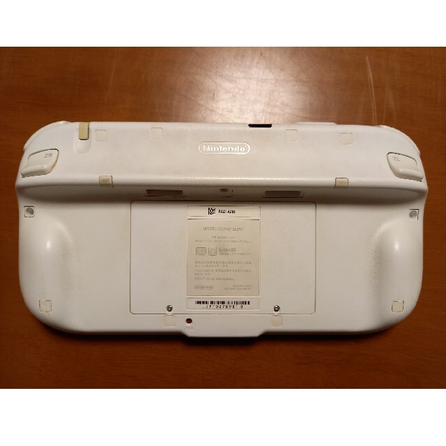 Wii U(ウィーユー)のwiI U本体及び付属品 エンタメ/ホビーのゲームソフト/ゲーム機本体(家庭用ゲーム機本体)の商品写真