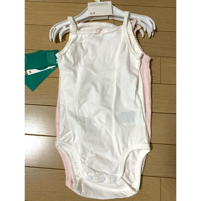 H&M(エイチアンドエム)のボディ肌着　90 キッズ/ベビー/マタニティのキッズ服女の子用(90cm~)(下着)の商品写真