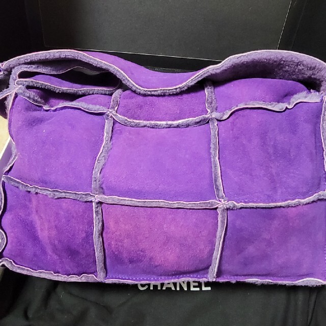 CHANEL(シャネル)のCHANEL　ムートン バッグ レディースのバッグ(ショルダーバッグ)の商品写真
