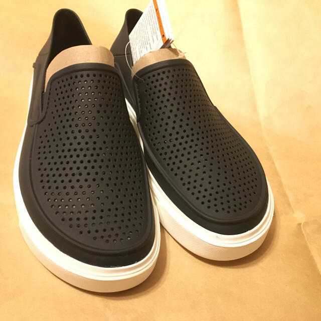 crocs(クロックス)のCrocsクロックスCitiLane Roka Slip-ons 7・25cm メンズの靴/シューズ(スニーカー)の商品写真