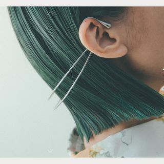 トーガ(TOGA)のMurral hair cuff イヤーカフ ヘアーアクセサリー(イヤーカフ)