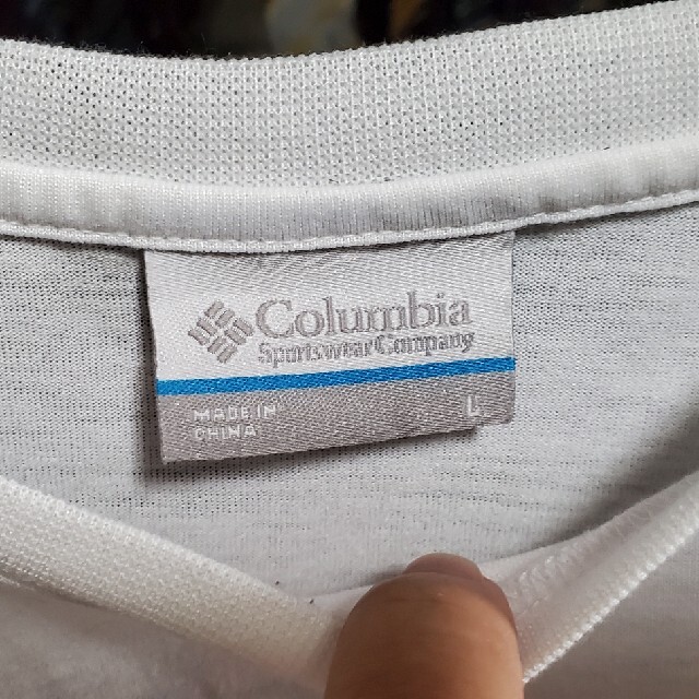 Columbia(コロンビア)のコロンビアColumbiaオリジナル白TシャツLとグレーパイル地ハーフパンツM スポーツ/アウトドアのアウトドア(登山用品)の商品写真