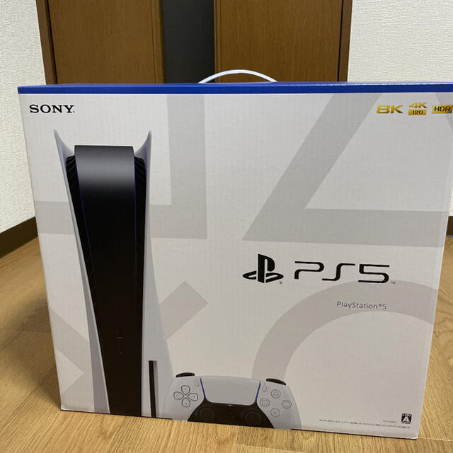 PlayStation(プレイステーション)のPS5 PlayStation5 本体　825G エンタメ/ホビーのゲームソフト/ゲーム機本体(家庭用ゲーム機本体)の商品写真