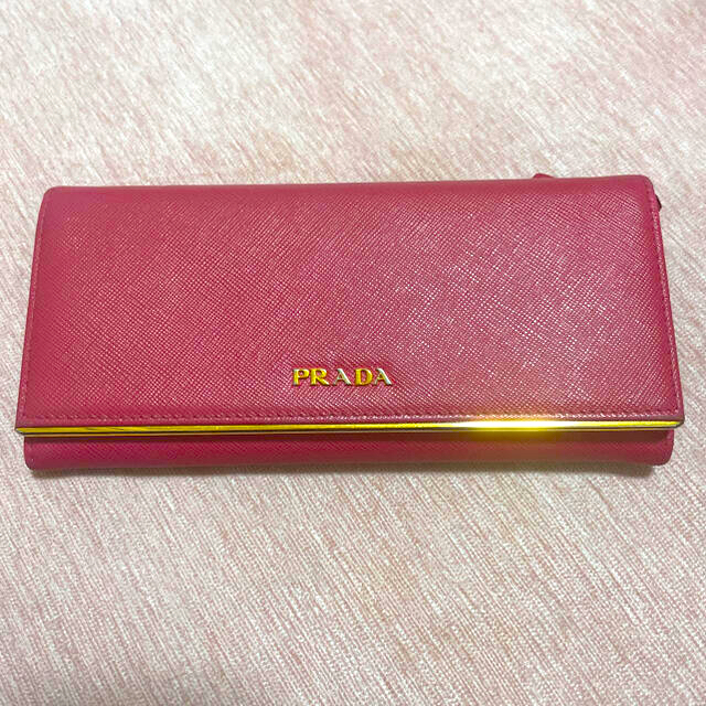 プラダ PRADA ピンク レザー サフィアーノ メタル 1MH132 長財布