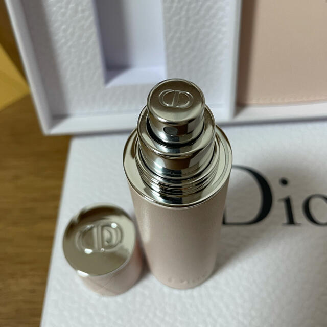 Dior(ディオール)のDIOR★ミスディオールトラベルセット★ブルーミングブーケ&パスポートケース レディースのレディース その他(その他)の商品写真