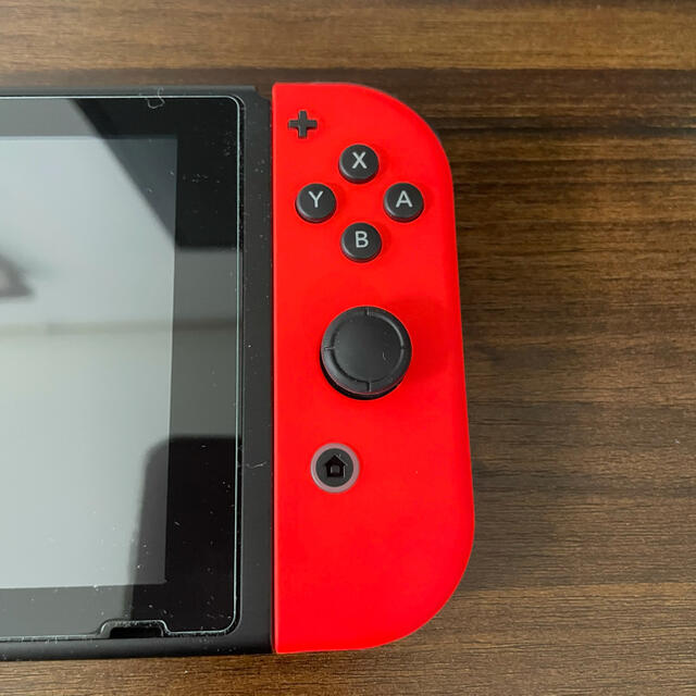 【美品】Nintendo Switch ネオンブルー(R)ネオンレッド