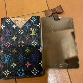 ルイヴィトン(LOUIS VUITTON)の中古　ルイ・ヴィトン　手鏡(ミラー)