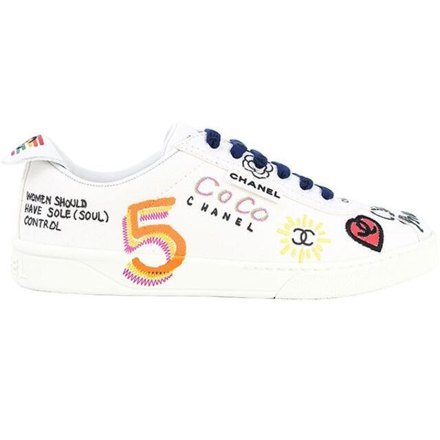 CHANEL - シャネル CHANEL スニーカー 靴 ファレルウィリアムス CHANEL - シャネル CHANEL スニーカー 靴 ファレルウィリアムス