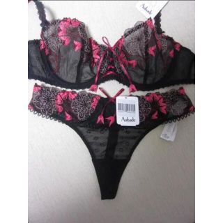 ラペルラ(LA PERLA)のAUBADEオーバドゥCALIFORNIA DREAM 75C/2(ブラ&ショーツセット)