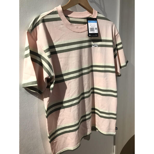 NIKE(ナイキ)の新品！NIKESB ナイキ YD STRIPE S/S TEE メンズのトップス(Tシャツ/カットソー(半袖/袖なし))の商品写真