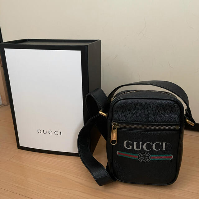 Gucci(グッチ)のGUCCI メッセンジャーバッグ グッチ 男女兼用 レディースのバッグ(メッセンジャーバッグ)の商品写真