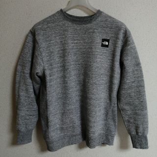 ザノースフェイス(THE NORTH FACE)のThe North Face スクエアロゴクルー 中古美品(スウェット)