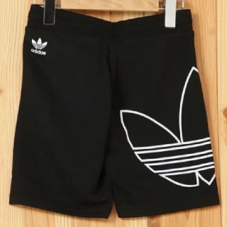 アディダス(adidas)のadidas　ジュニア　ハーフパンツ ビッグ　トレフォイルロゴ　新品(パンツ/スパッツ)