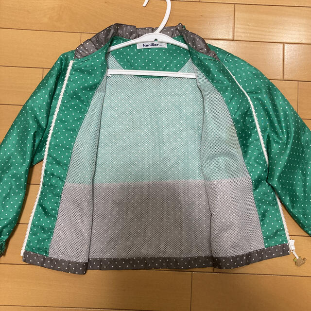 familiar(ファミリア)のfamiliar ウィンドブレーカー（パーカー）　120 キッズ/ベビー/マタニティのキッズ服女の子用(90cm~)(ジャケット/上着)の商品写真