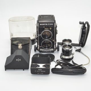 マミヤ(USTMamiya)のMamiya C330 Professional、レンズ2本その他セット付き(フィルムカメラ)