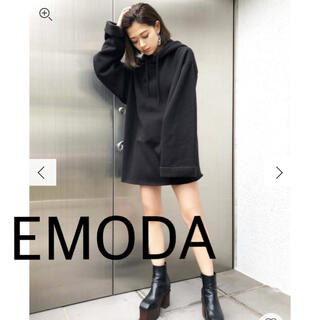 エモダ(EMODA)の【新品】EMODA ワイドスリーブパーカーワンピース 黒(パーカー)