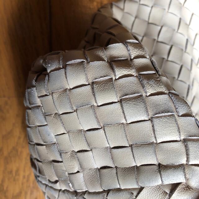 Bottega Veneta(ボッテガヴェネタ)のボッテガべネタ　イントレチャート　バッグ レディースのバッグ(ショルダーバッグ)の商品写真