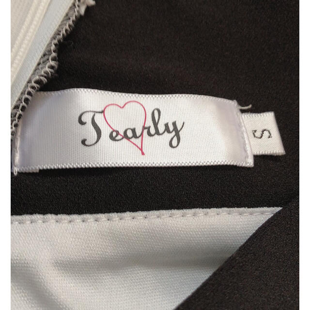 Andy(アンディ)のjearly キャバ　ミニ　ビジュー　オフショルダー　レース柄 レディースのフォーマル/ドレス(ナイトドレス)の商品写真