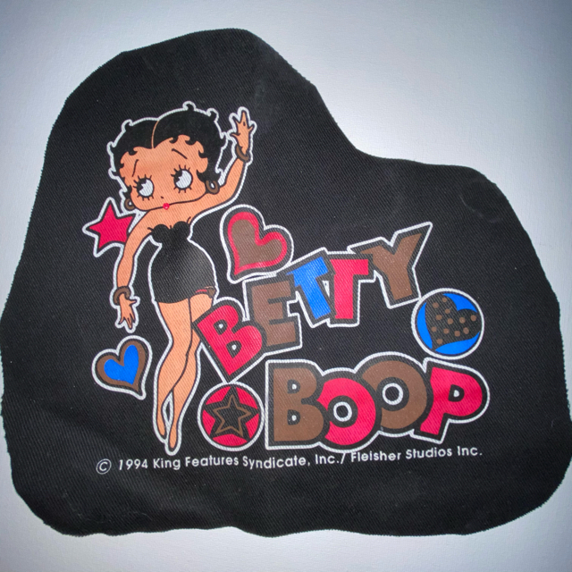 BETTY BOOP ベティちゃん　ハギレ　リメイクにどうぞ　古いです ハンドメイドの素材/材料(生地/糸)の商品写真