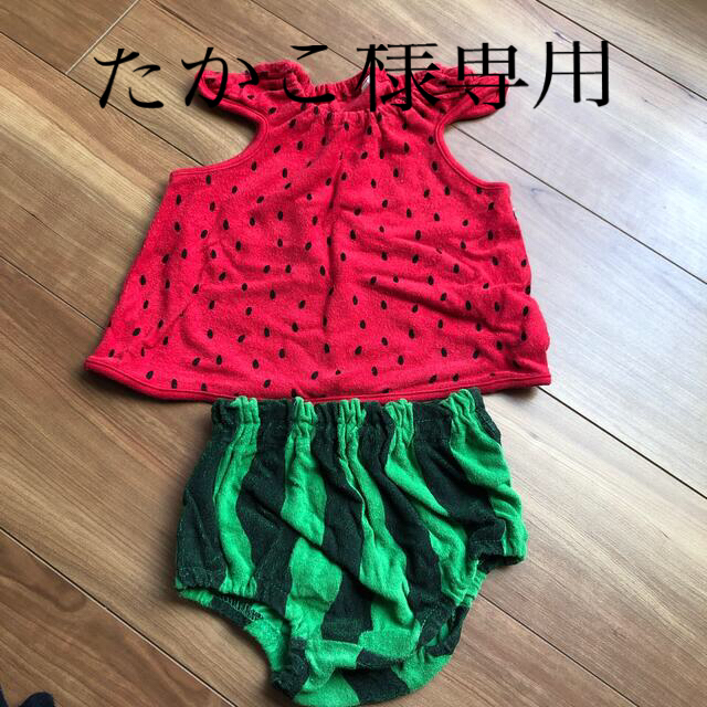 西松屋(ニシマツヤ)のスイカのセットアップ　上下セット キッズ/ベビー/マタニティのベビー服(~85cm)(その他)の商品写真