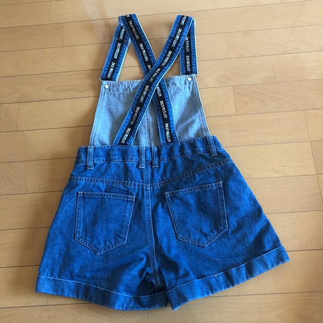 lovetoxic(ラブトキシック)のr様専用　LOVETOXIC サロペットデニム　Sサイズ キッズ/ベビー/マタニティのキッズ服女の子用(90cm~)(パンツ/スパッツ)の商品写真