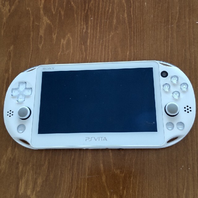 ゲームソフト/ゲーム機本体PSVITA  PCH-2000　専用ケース付