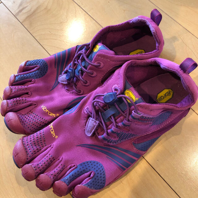 vibram(ビブラム)のビブラムファイブフィンガーズ　レディース レディースの靴/シューズ(スニーカー)の商品写真