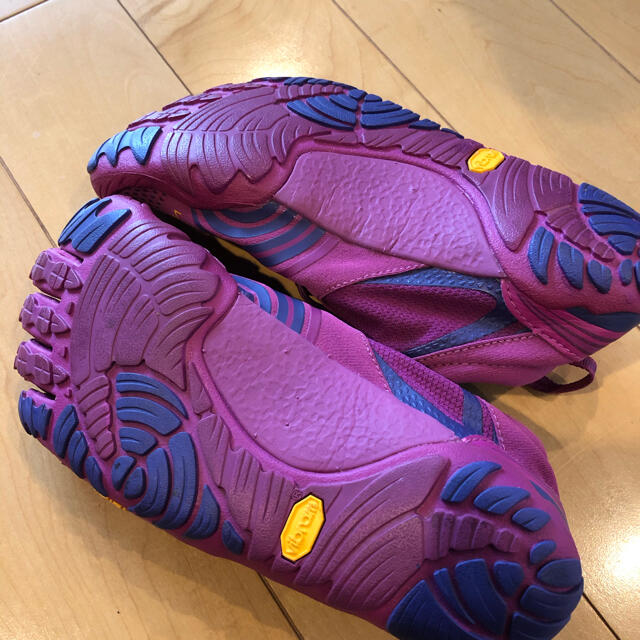 vibram(ビブラム)のビブラムファイブフィンガーズ　レディース レディースの靴/シューズ(スニーカー)の商品写真