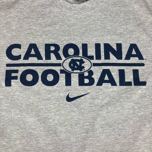 NIKE(ナイキ)のNIKEナイキ Tシャツ カロライナ フットボール 古着 90s 銀タグ メンズのトップス(Tシャツ/カットソー(半袖/袖なし))の商品写真