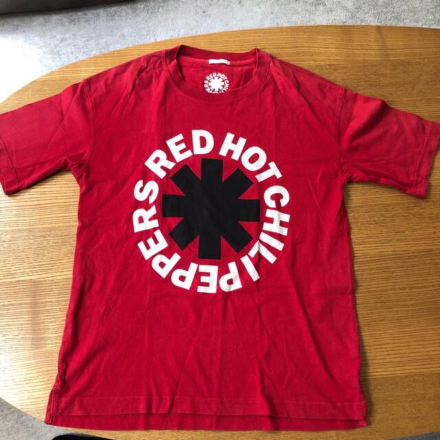 GU(ジーユー)のRED HOT CHILIPEPPERS Tシャツ メンズのトップス(Tシャツ/カットソー(半袖/袖なし))の商品写真