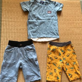 男の子　Tシャツ1枚　半ズボン2枚　サイズ110⭐︎洗濯しましたが未着用です(Tシャツ/カットソー)