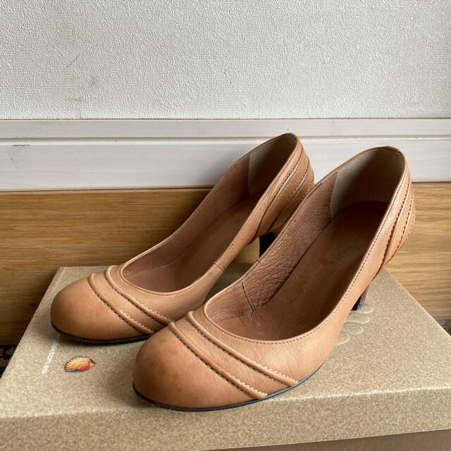 atelier brugge(アトリエブルージュ)のハイヒール　フォーマル　革製品　パンプス レディースの靴/シューズ(ハイヒール/パンプス)の商品写真
