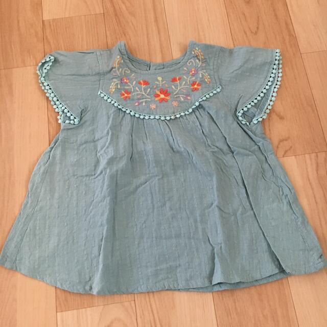 Biquette(ビケット)のbiquet teトップス100センチ キッズ/ベビー/マタニティのキッズ服女の子用(90cm~)(Tシャツ/カットソー)の商品写真