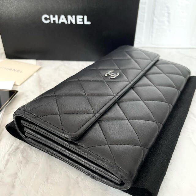 CHANEL(シャネル)のCHANEL シャネル マトラッセ 長財布 黒 レディースのファッション小物(財布)の商品写真