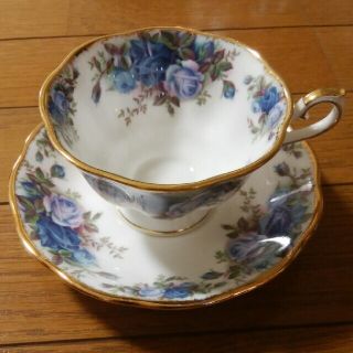 ロイヤルアルバート(ROYAL ALBERT)のロイヤルアルバート ティーカップ＆ソーサー(グラス/カップ)