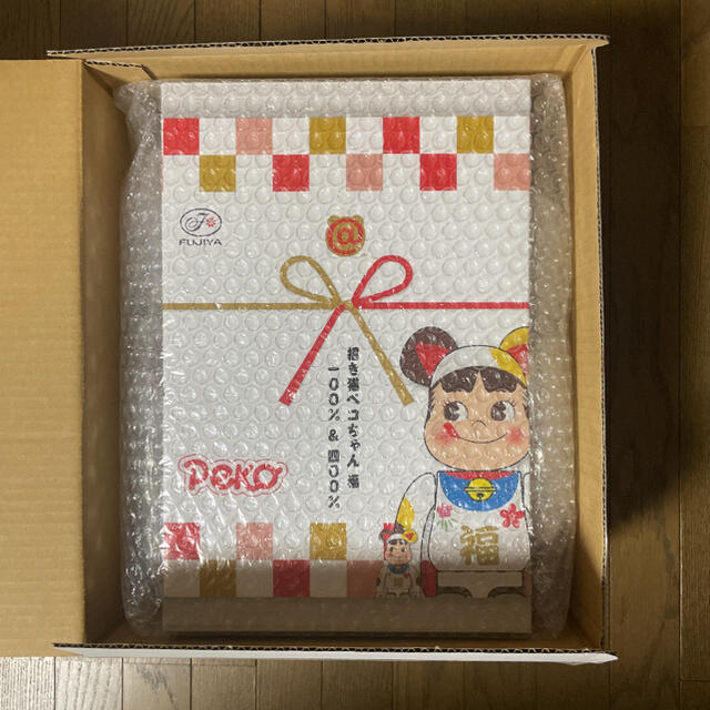 MEDICOM TOY(メディコムトイ)のBE@RBRICK 招き猫 ペコちゃん 福 100% & 400% エンタメ/ホビーのフィギュア(その他)の商品写真