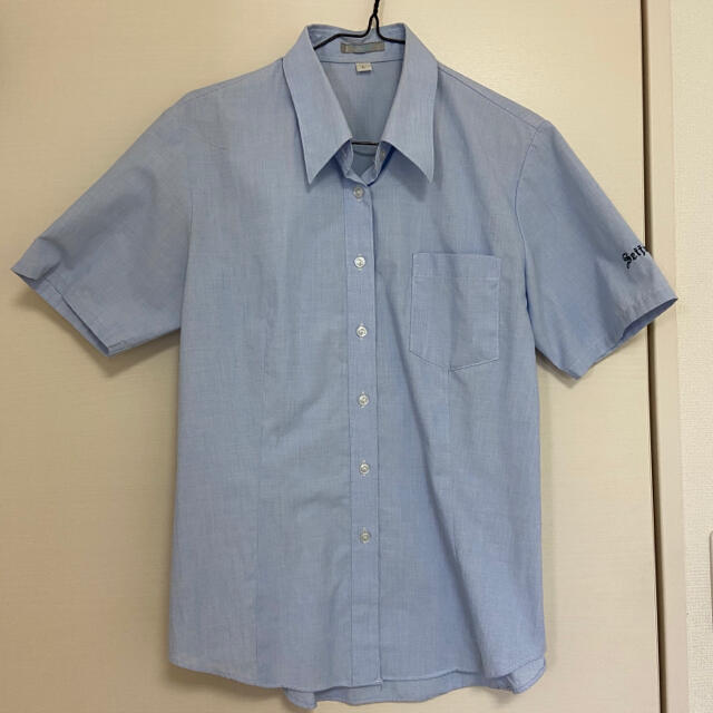 制服　半袖シャツ　ブルー レディースのトップス(シャツ/ブラウス(半袖/袖なし))の商品写真