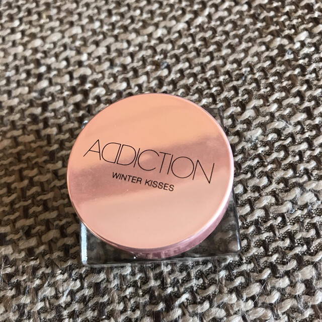 ADDICTION(アディクション)のADDICTION ウィンターキセス リップバーム コスメ/美容のスキンケア/基礎化粧品(リップケア/リップクリーム)の商品写真