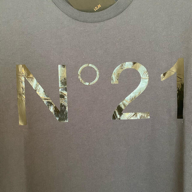 N°21(ヌメロヴェントゥーノ)の【新品】N°21☆Tシャツ☆size16 レディースのトップス(Tシャツ(半袖/袖なし))の商品写真