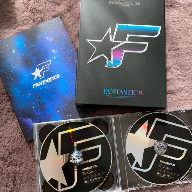 EXILE TRIBE(エグザイル トライブ)のFANTASTICS ファーストアルバム  フォトブック付き エンタメ/ホビーのタレントグッズ(ミュージシャン)の商品写真