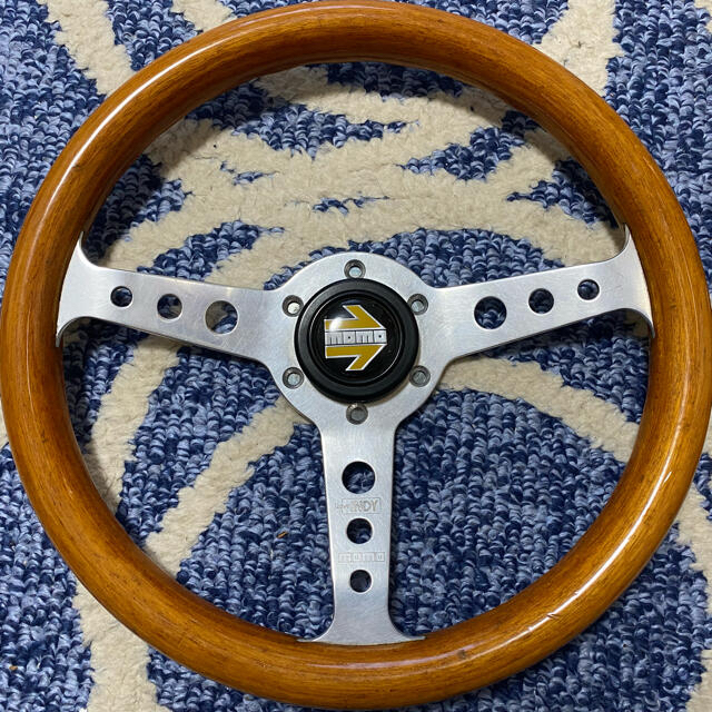 ウッドステアリング momo 他 車内アクセサリ ウッドステアリング momo 他 車内アクセサリ