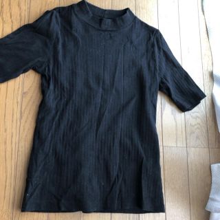 ユニクロ(UNIQLO)の✭最終値下げ✭UNIQLO 半袖　Tシャツ カットソー トップス　ブラック　黒(カットソー(半袖/袖なし))