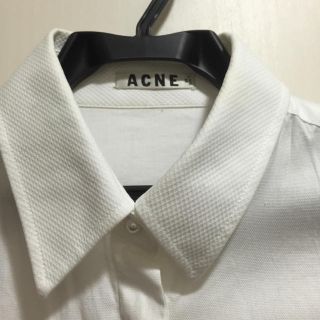 アクネ(ACNE)のシャツ(シャツ/ブラウス(長袖/七分))