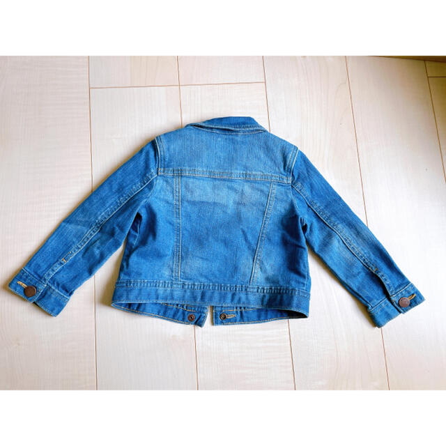 babyGAP(ベビーギャップ)のbaby Gap デニムジャケット キッズ/ベビー/マタニティのキッズ服女の子用(90cm~)(ジャケット/上着)の商品写真